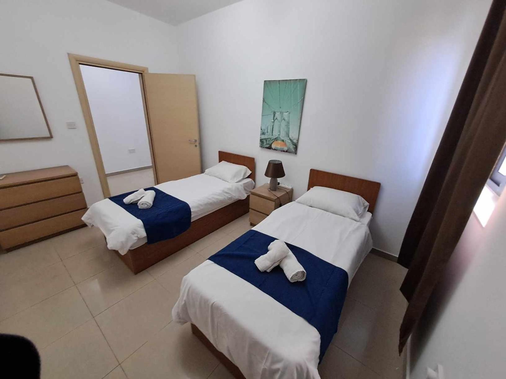 St Julians Sliema 3 Minutes Walk From Promenade 3 Bedroom Apartment Exterior foto