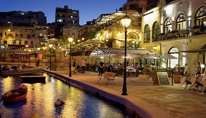 St Julians Sliema 3 Minutes Walk From Promenade 3 Bedroom Apartment Exterior foto